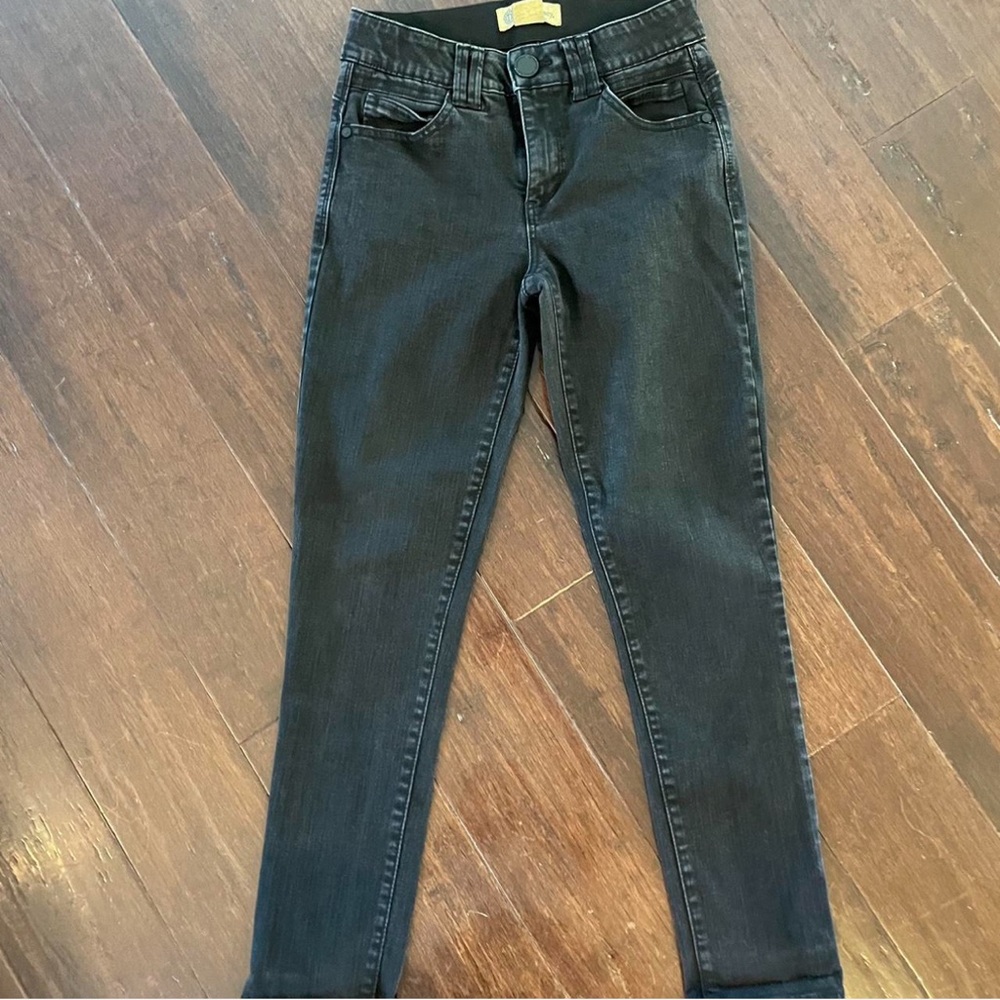 Democracy Women's Black Skinny Jeans